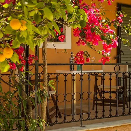 Melissa Hotel Corfu (city)
